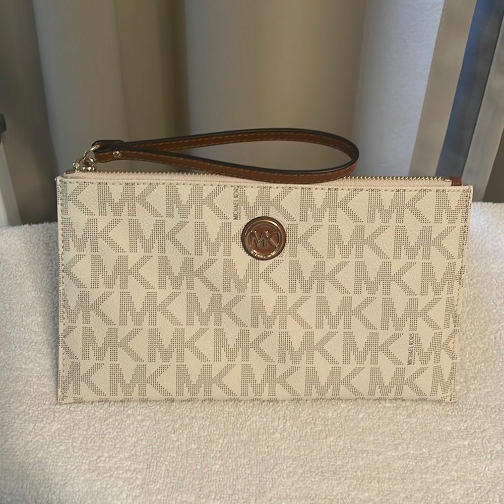Michael Kors envelope style wristlet
